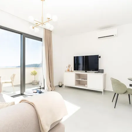 Apartament Bura&jugo *